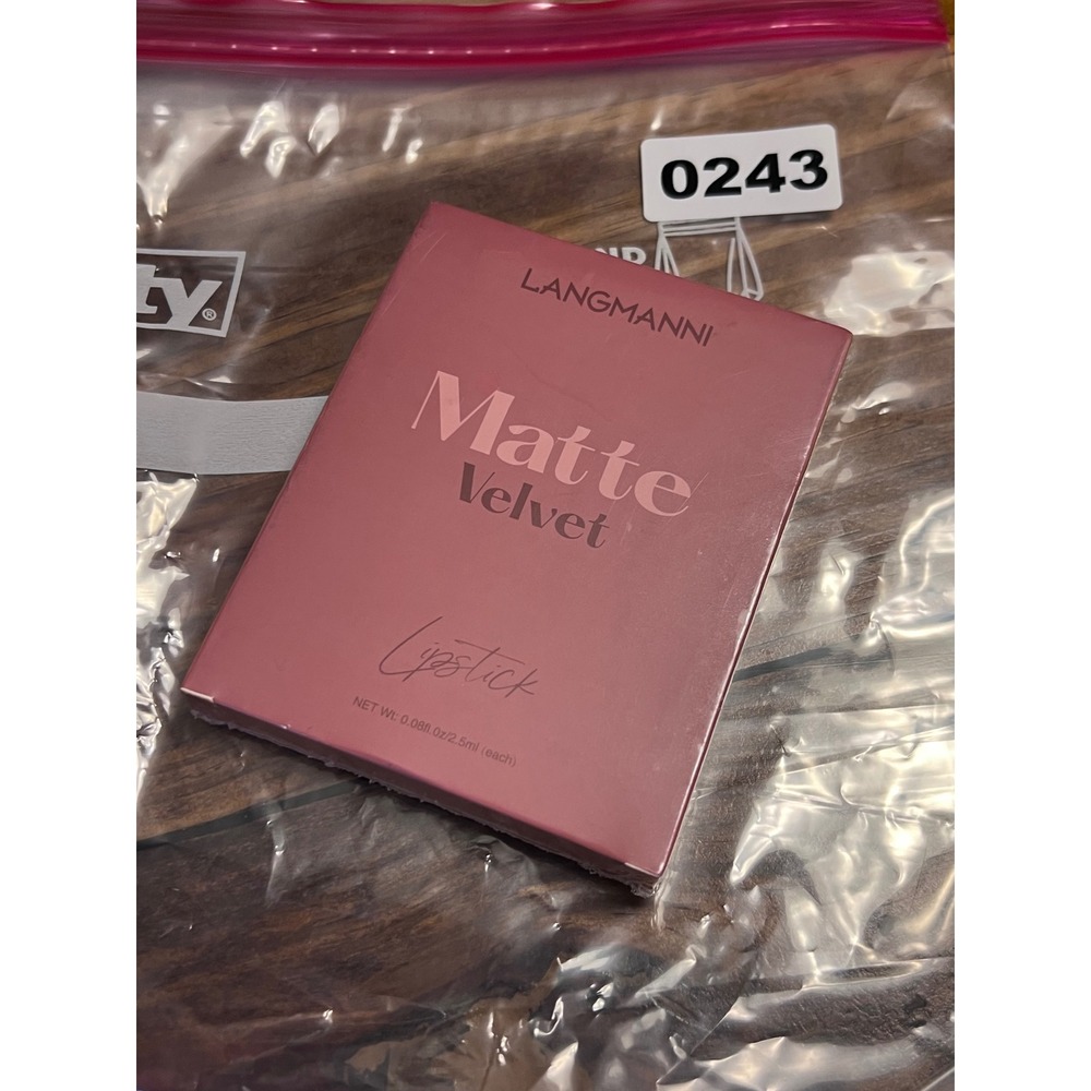 Langmanni Matte Velvet Lipstick Set Women Pink Nude Liquid Lip Kit New - Picture 5 of 5